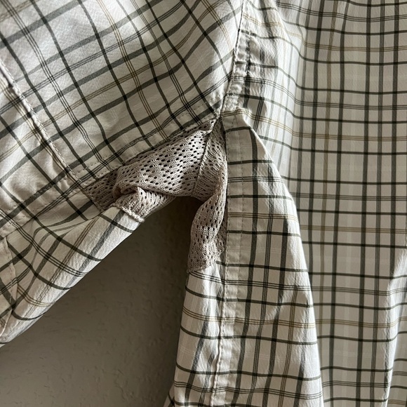 REI Men's Casual Button Down Shirt - White and Black Checkered - Picture 6 of 8